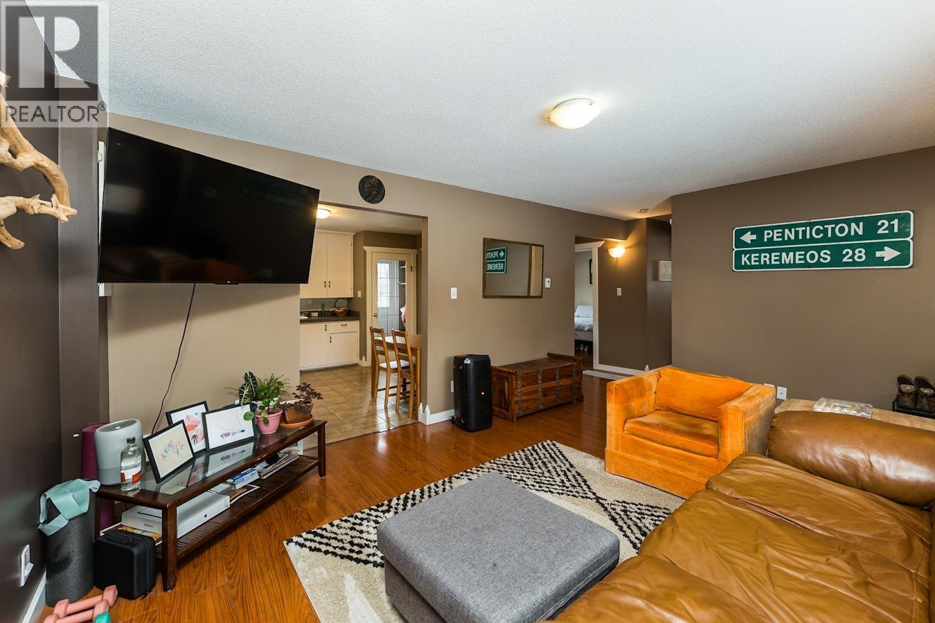 2020 Ross Crescent, Prince George, BC - Indoor