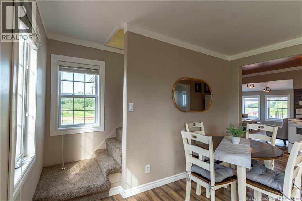 4 Gregg Street, Baie-Sainte-Anne, NB - Indoor Photo Showing Dining Room
