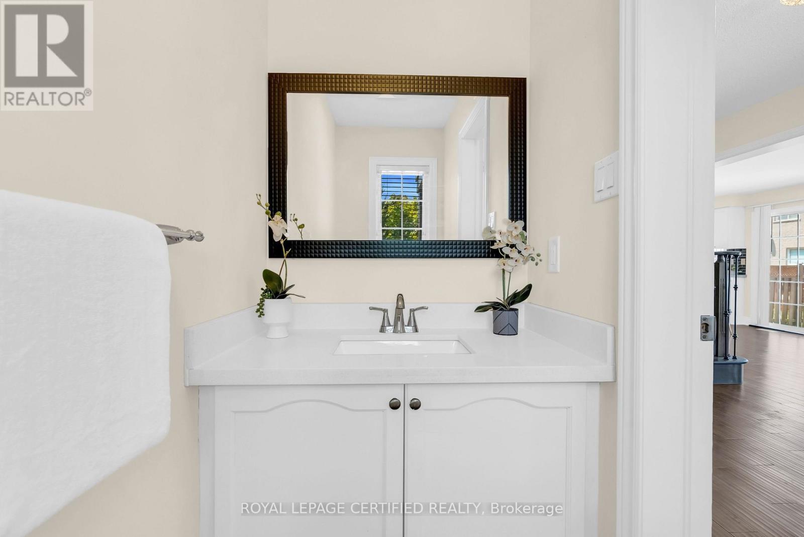5890 Tampico Way, Mississauga, ON - Indoor Photo Showing Bathroom