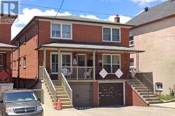 568 DUFFERIN STREET Toronto, ON M6K 2A9