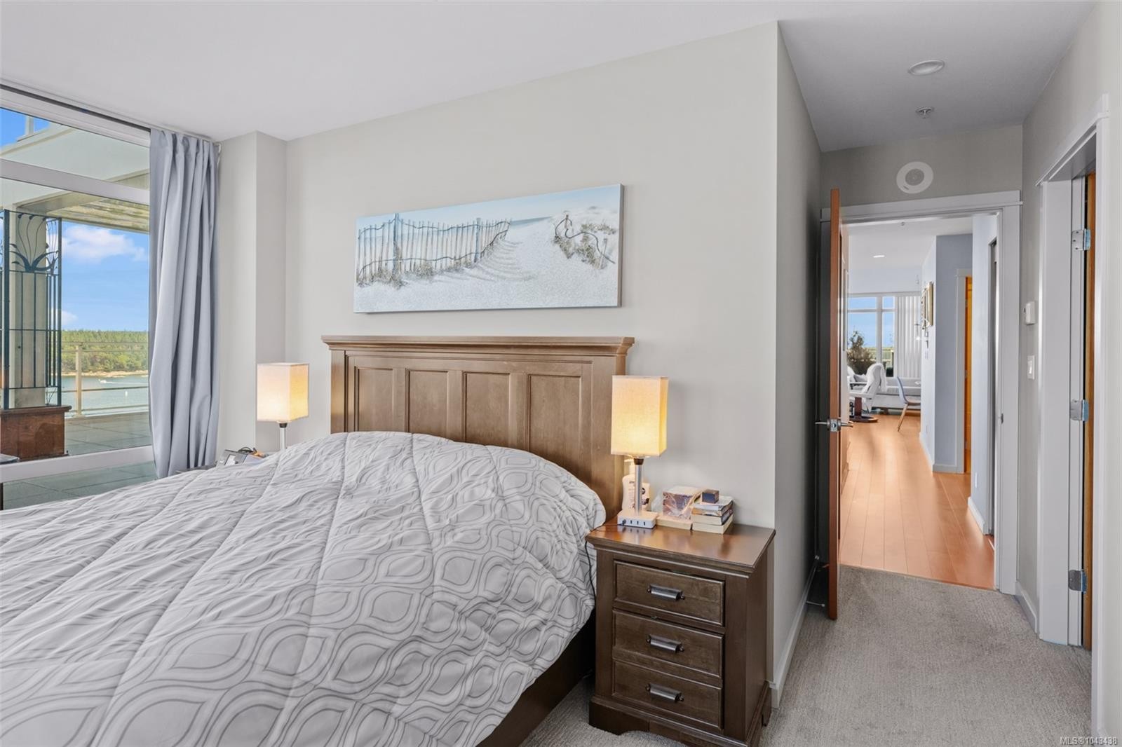 #805-38 Front St, Nanaimo, BC - Indoor Photo Showing Bedroom
