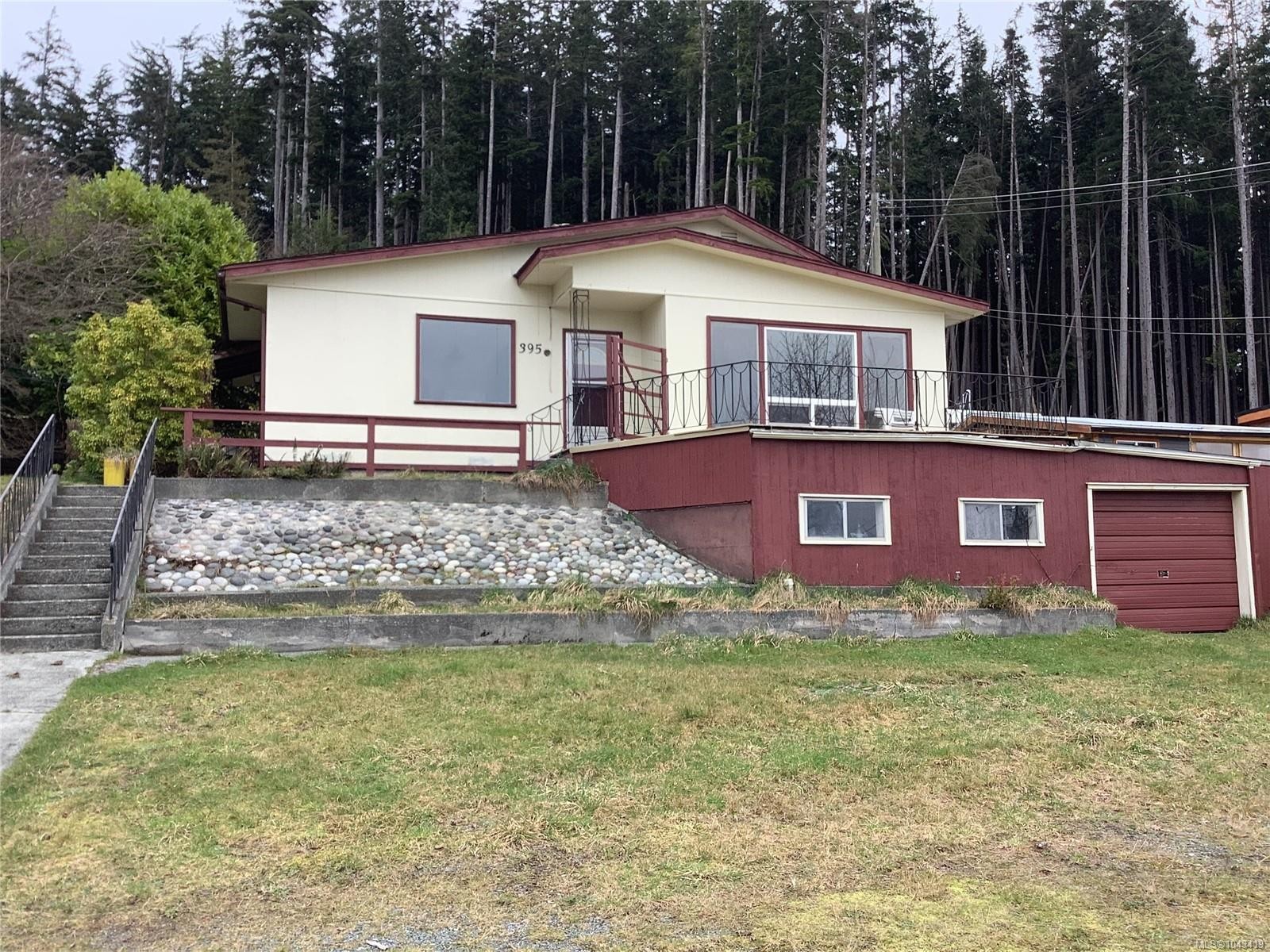 395 2Nd St, Sointula, BC