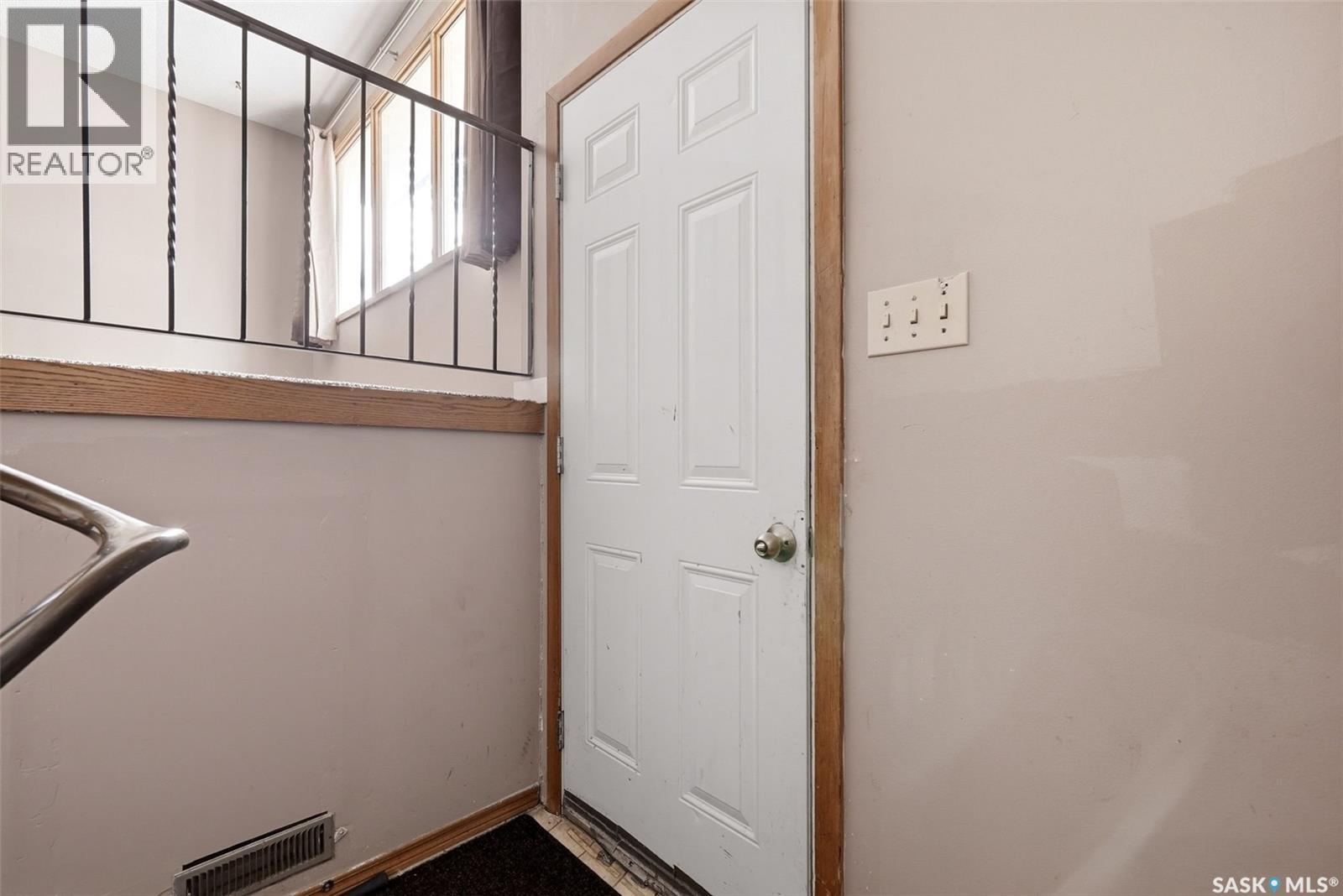 158 Read Avenue, Regina, SK - Indoor Photo Showing Other Room