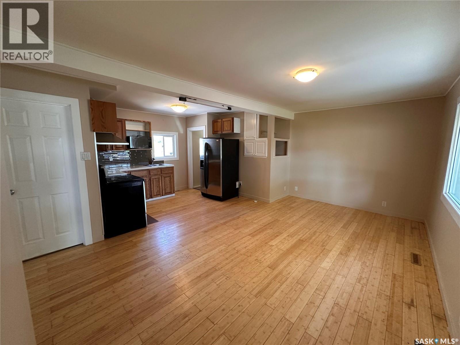 1106 10Th Avenue E, Regina, SK - Indoor Photo Showing Other Room