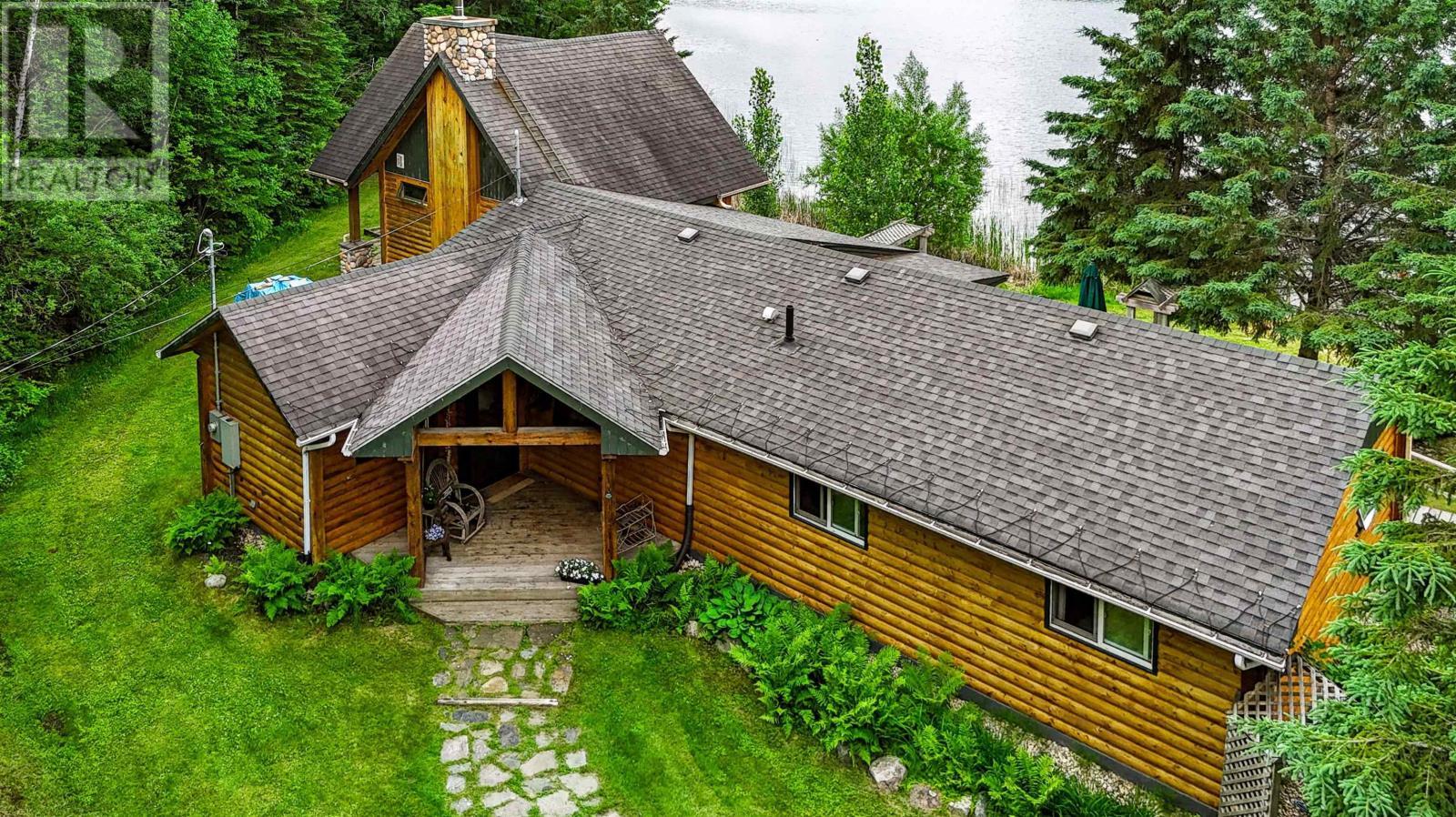 123 Canfield Rd, Kenora, ON - Outdoor With Deck Patio Veranda