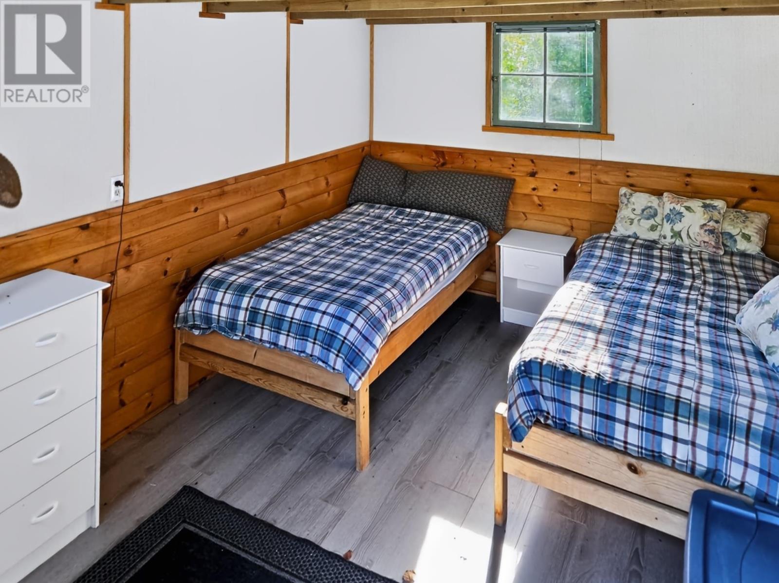 123 Canfield Rd, Kenora, ON - Indoor Photo Showing Bedroom