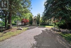 7 PURLING PLACE Toronto, ON M3B 1V4