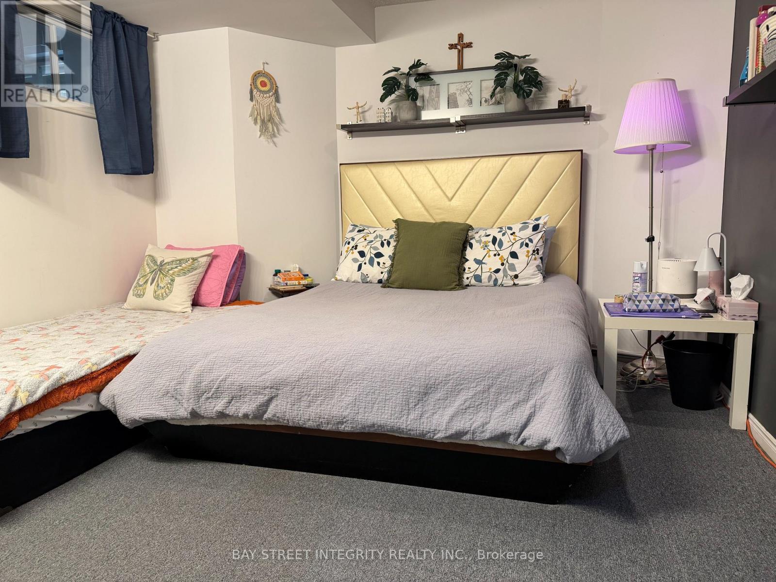 5110 Nishga Court, Mississauga, ON - Indoor Photo Showing Bedroom