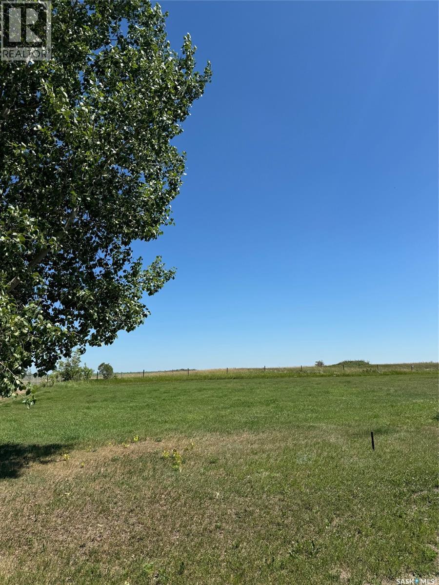 5-Y Marine Drive, Island View, SK