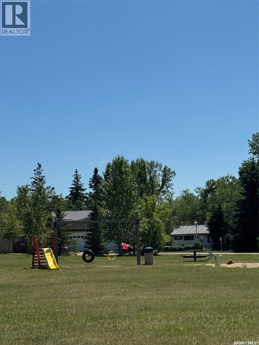3 Marine Drive, Island View, SK