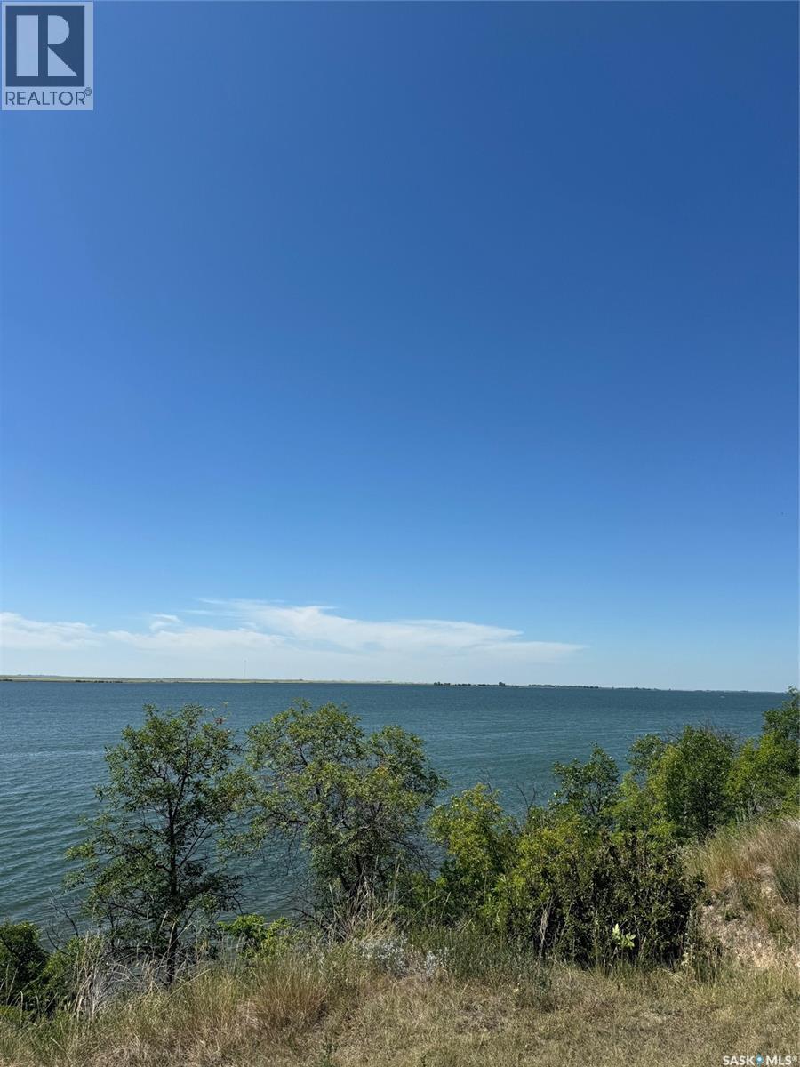 3 Marine Drive, Island View, SK