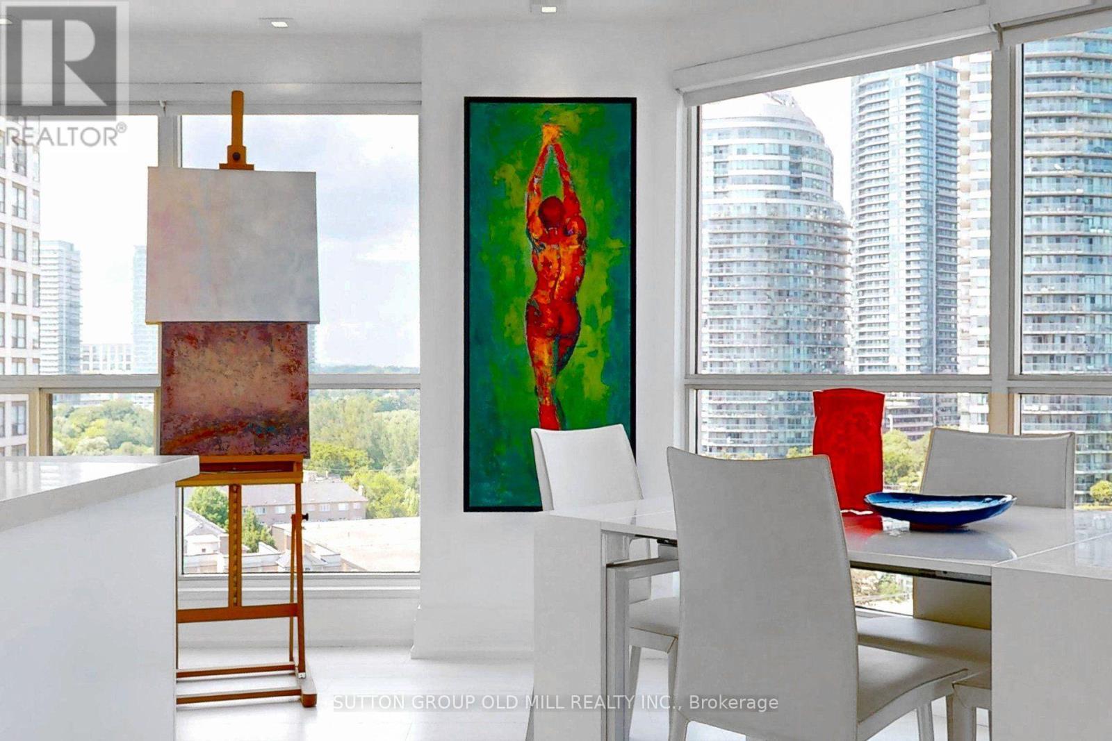1307 - 2267 Lake Shore Boulevard W, Toronto, ON - Indoor Photo Showing Other Room