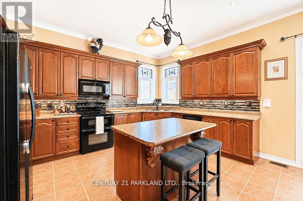 2020 Solar Place, Oshawa, ON - Indoor Photo Showing Kitchen