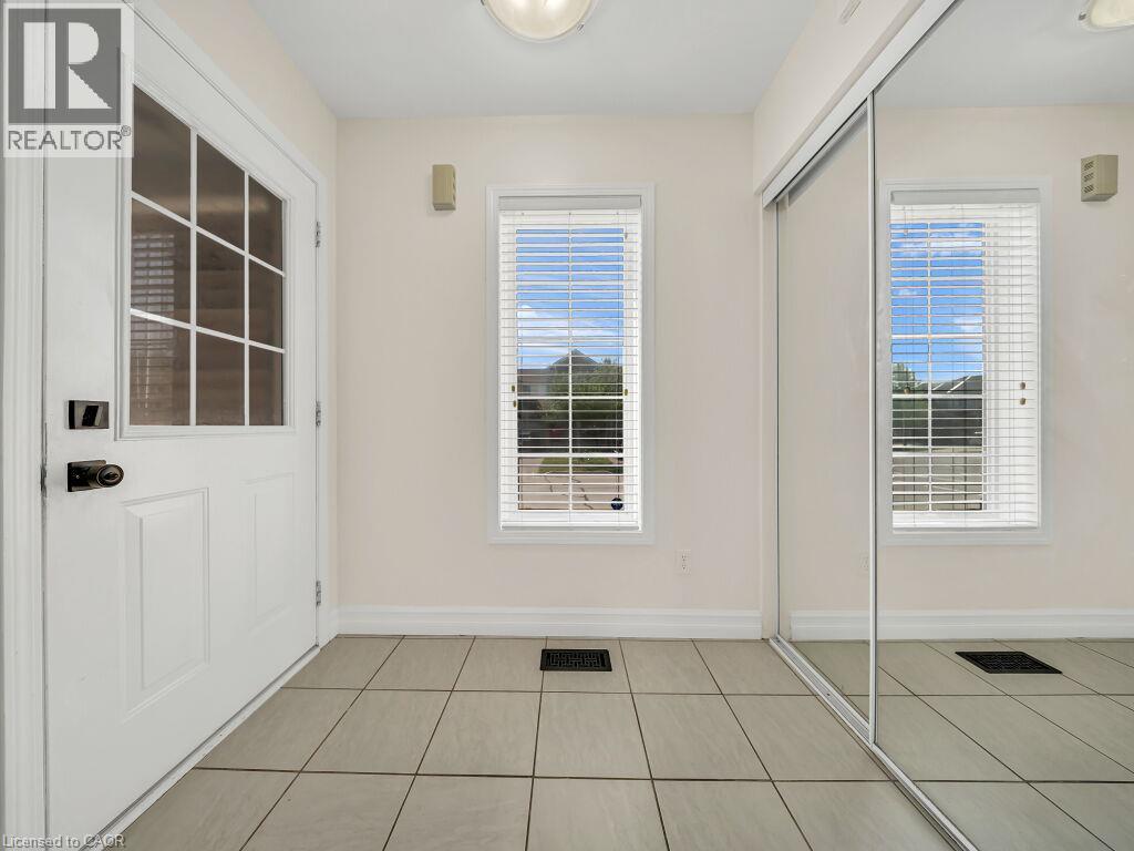 39 Baintree Way, Cambridge, ON - Indoor Photo Showing Other Room