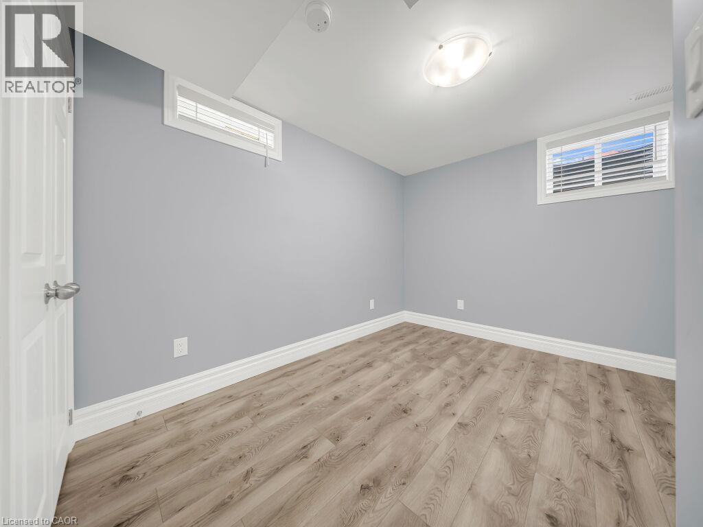 39 Baintree Way, Cambridge, ON - Indoor Photo Showing Other Room