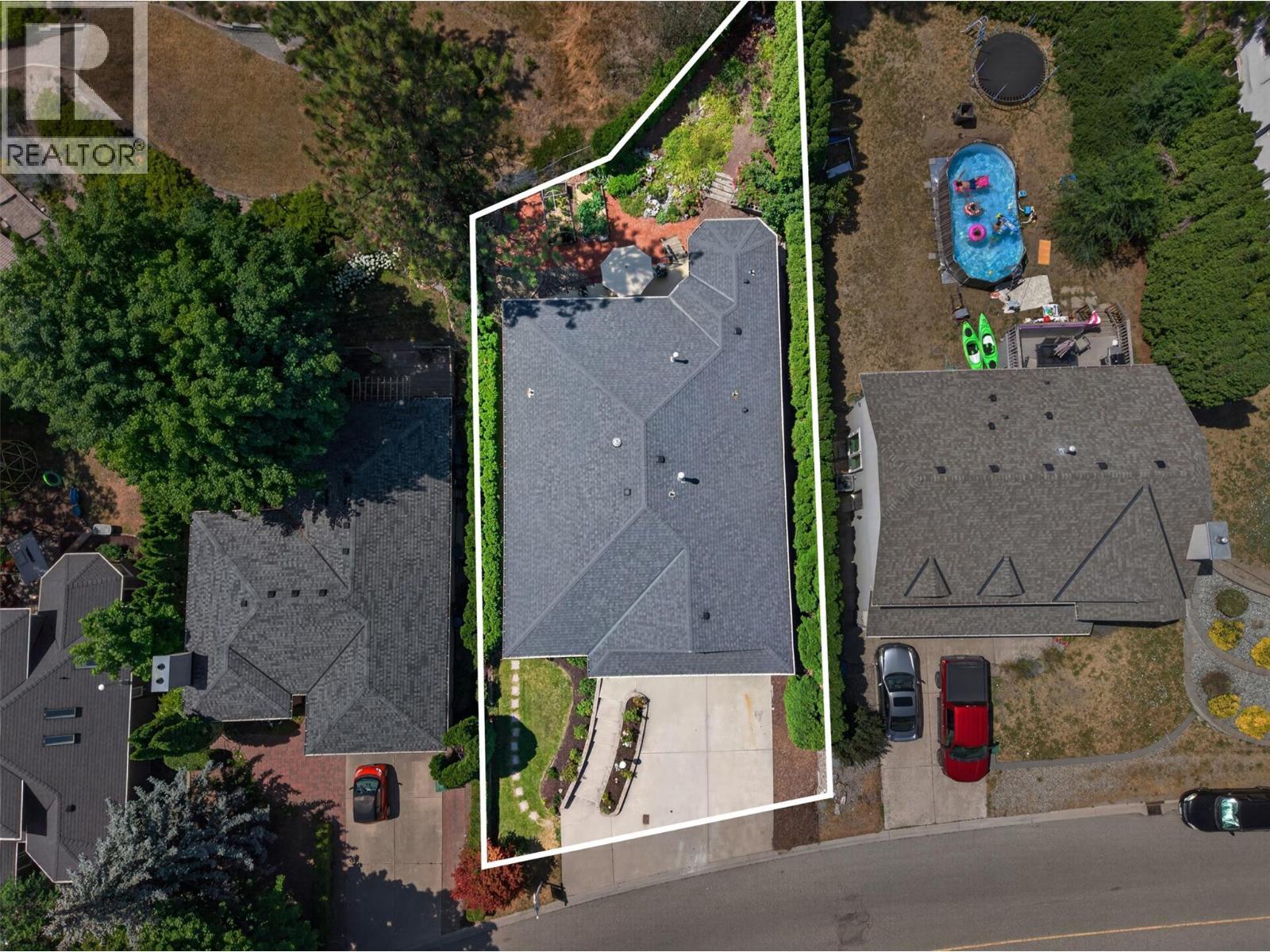 602 Glenmeadows Road, Kelowna, BC -