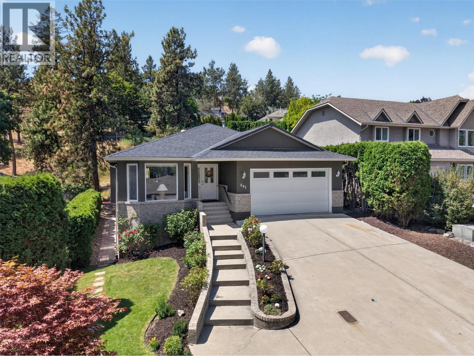 602 Glenmeadows Road, Kelowna, BC - Outdoor With Facade
