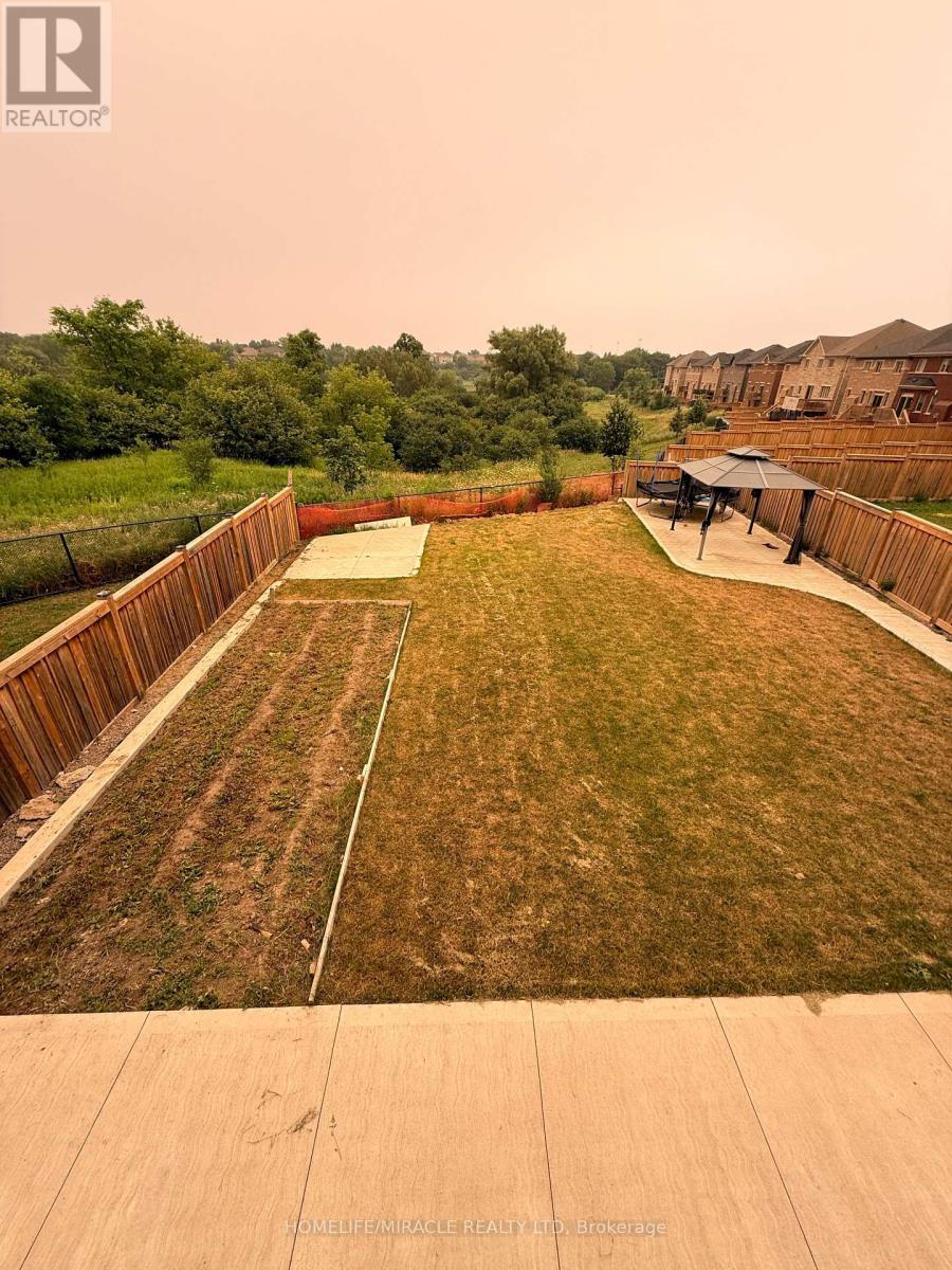 21 Valleyscape Trail, Caledon, ON - Outdoor