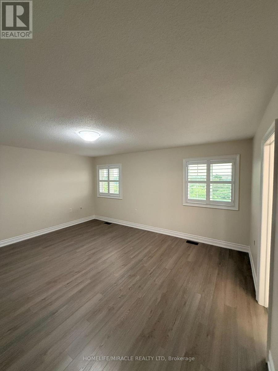 21 Valleyscape Trail, Caledon, ON - Indoor Photo Showing Other Room