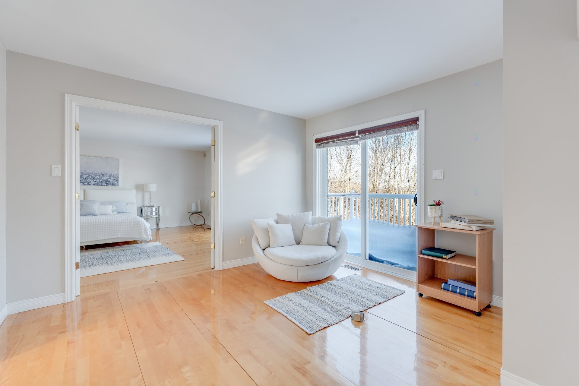 Chambre à coucher principale - 4452 Rue Du Mont-Blanc, Ascot Corner, QC - Indoor Photo Showing Living Room