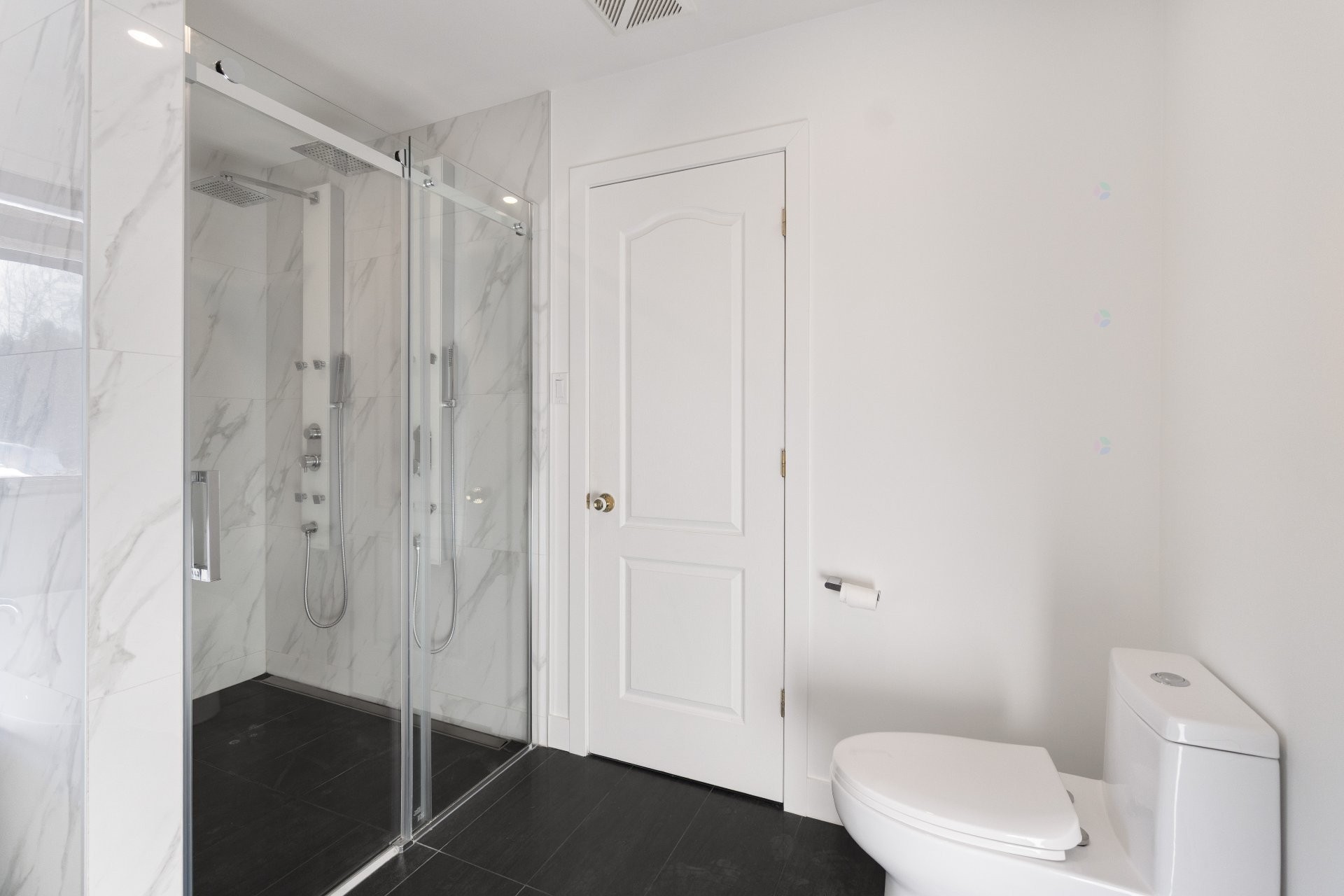 Salle de bains - 4452 Rue Du Mont-Blanc, Ascot Corner, QC - Indoor Photo Showing Bathroom