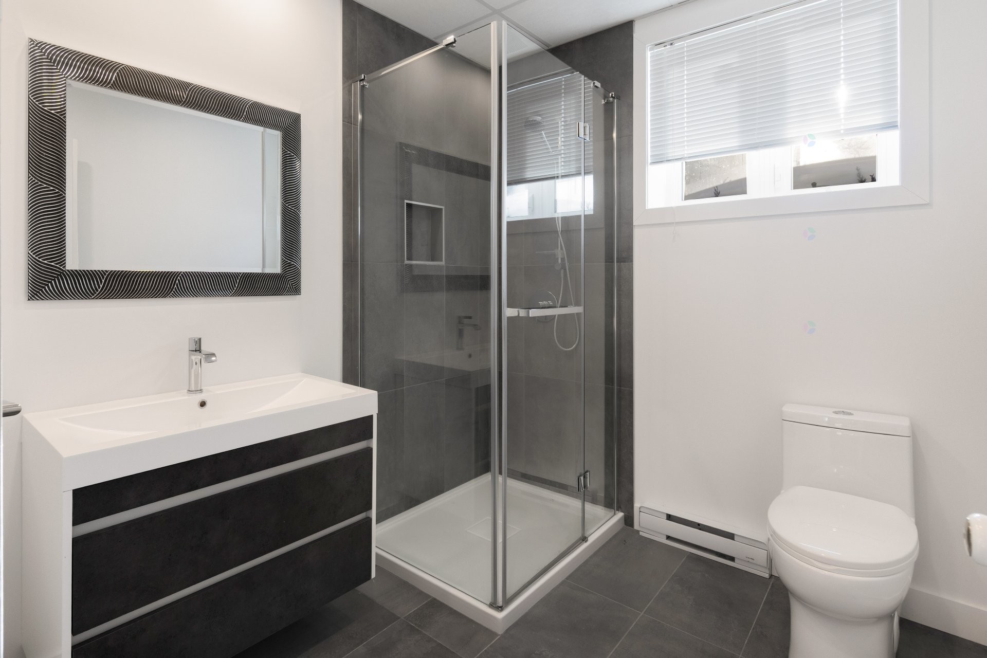Salle de bains - 4452 Rue Du Mont-Blanc, Ascot Corner, QC - Indoor Photo Showing Bathroom