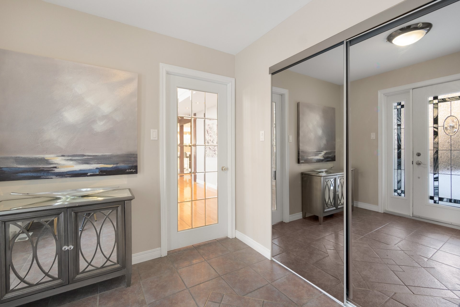 Hall d'entrée/Vestibule - 4452 Rue Du Mont-Blanc, Ascot Corner, QC - Indoor Photo Showing Other Room