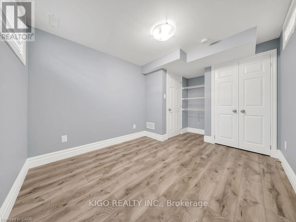 39 Baintree Way, Cambridge, ON - Indoor Photo Showing Other Room