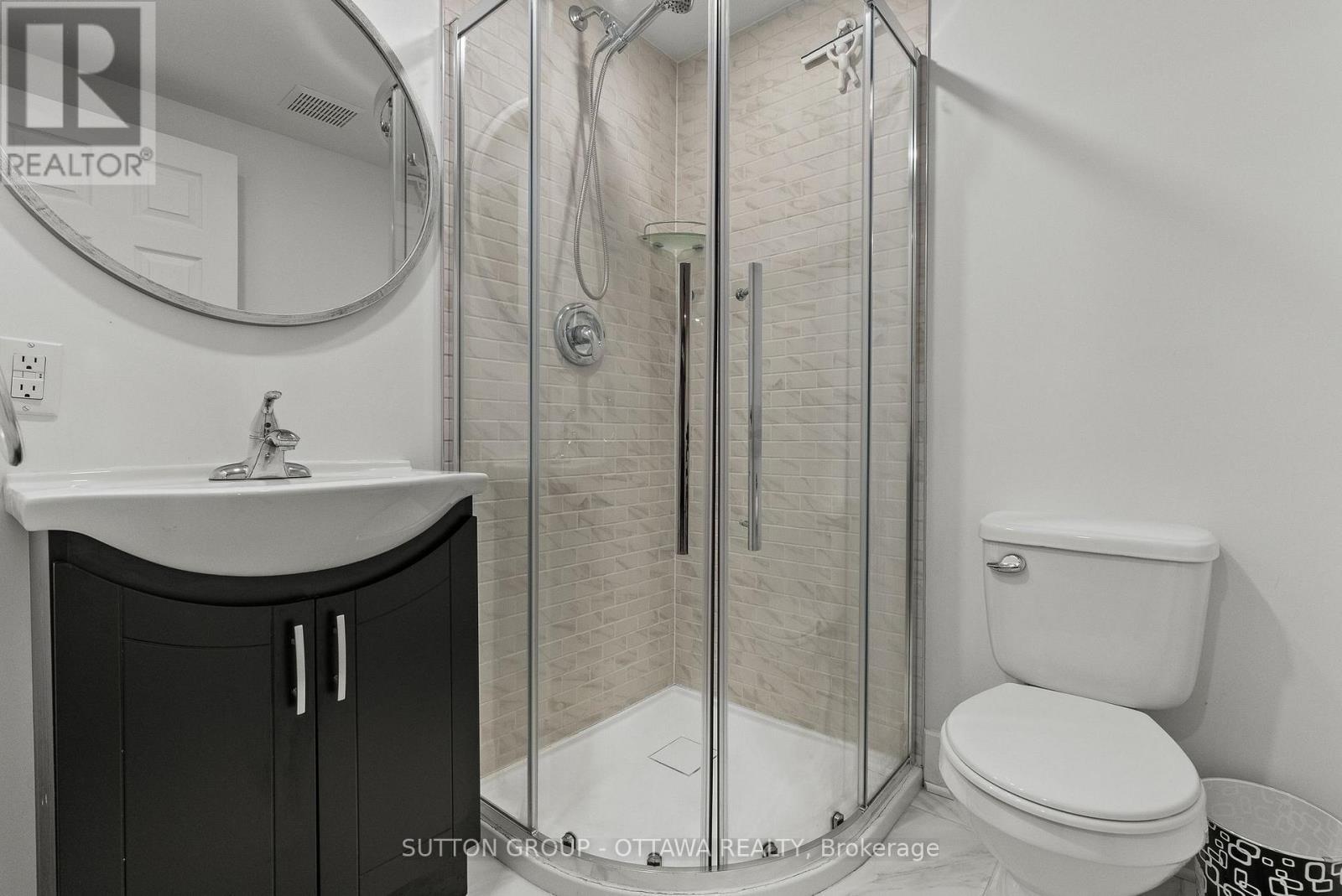 Lower Level Bathroom - 2450 Blackstone Crescent, Ottawa, ON - Indoor Photo Showing Bathroom