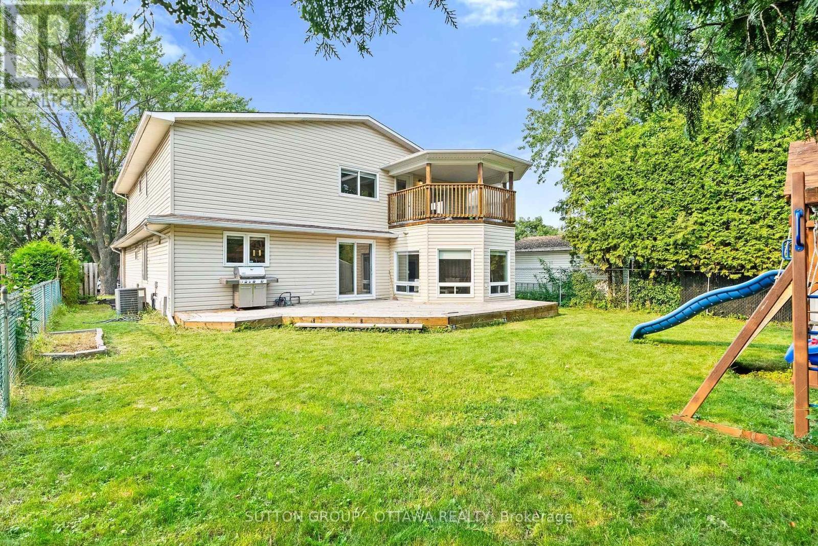 2450 Blackstone Crescent, Ottawa, ON - Outdoor With Balcony With Exterior