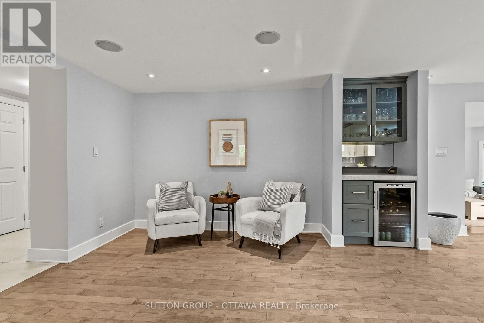 2450 Blackstone Crescent, Ottawa, ON - Indoor