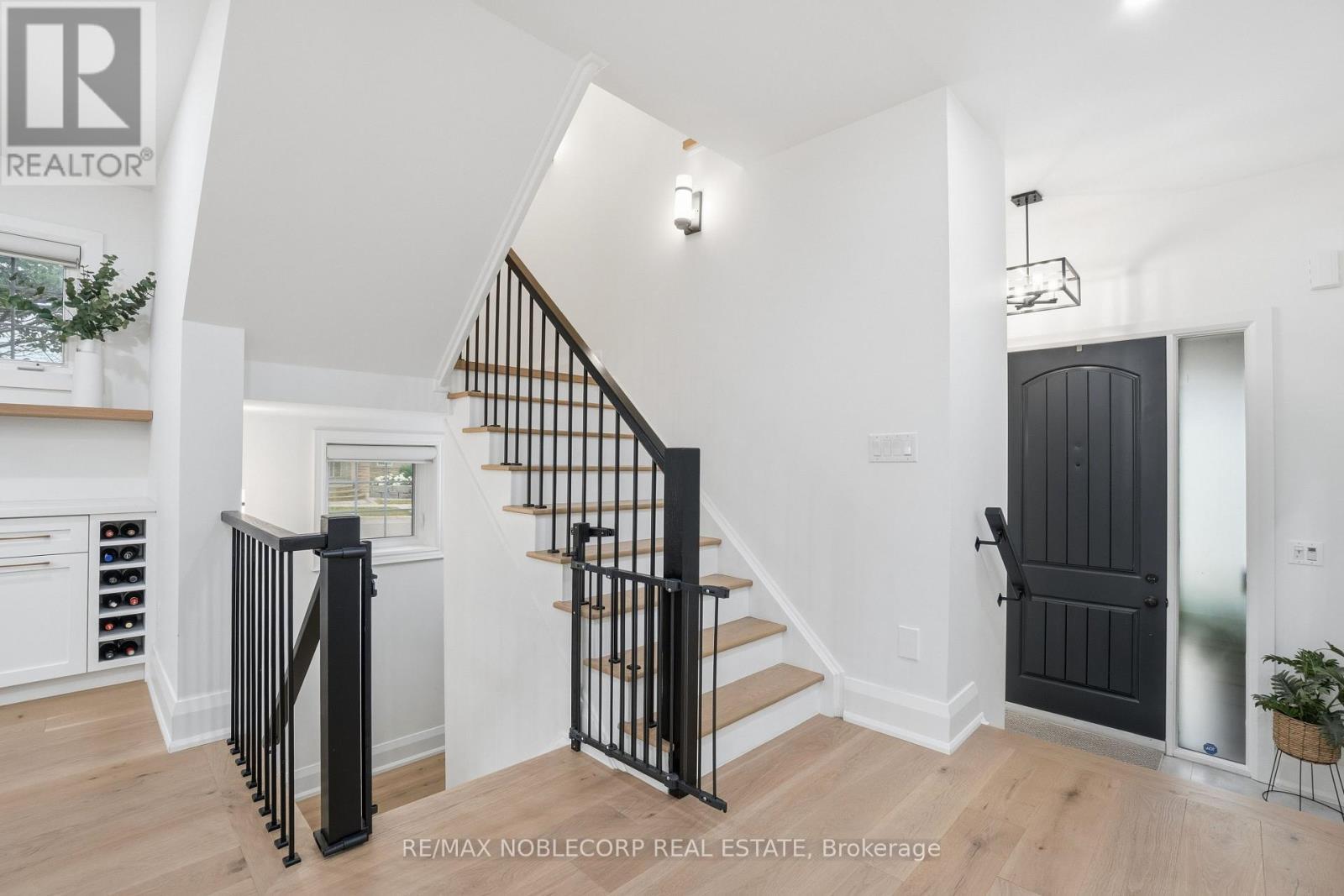 2 Glengordon Crescent, Markham, ON - Indoor Photo Showing Other Room