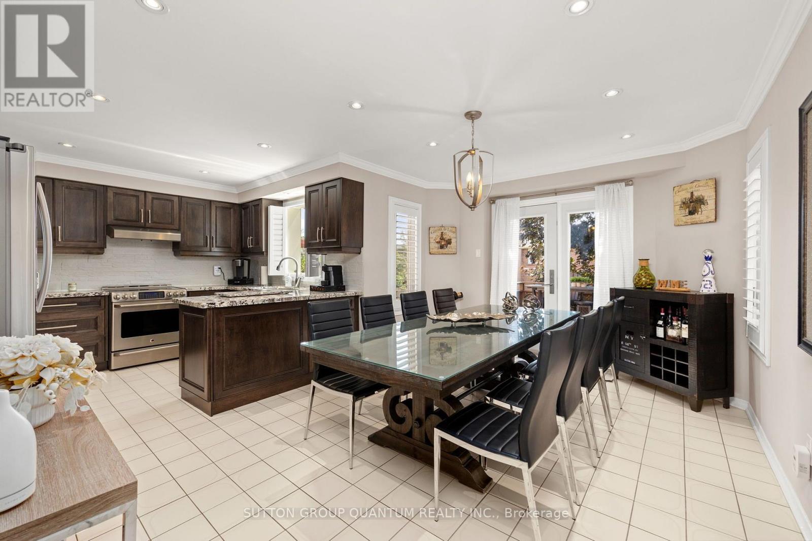 Kitchen & Breakfast - 6187 Camgreen Circle, Mississauga, ON - Indoor