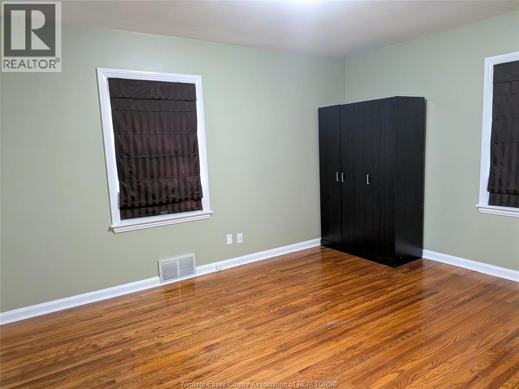 3130 Academy Drive, Windsor, ON - Indoor Photo Showing Other Room