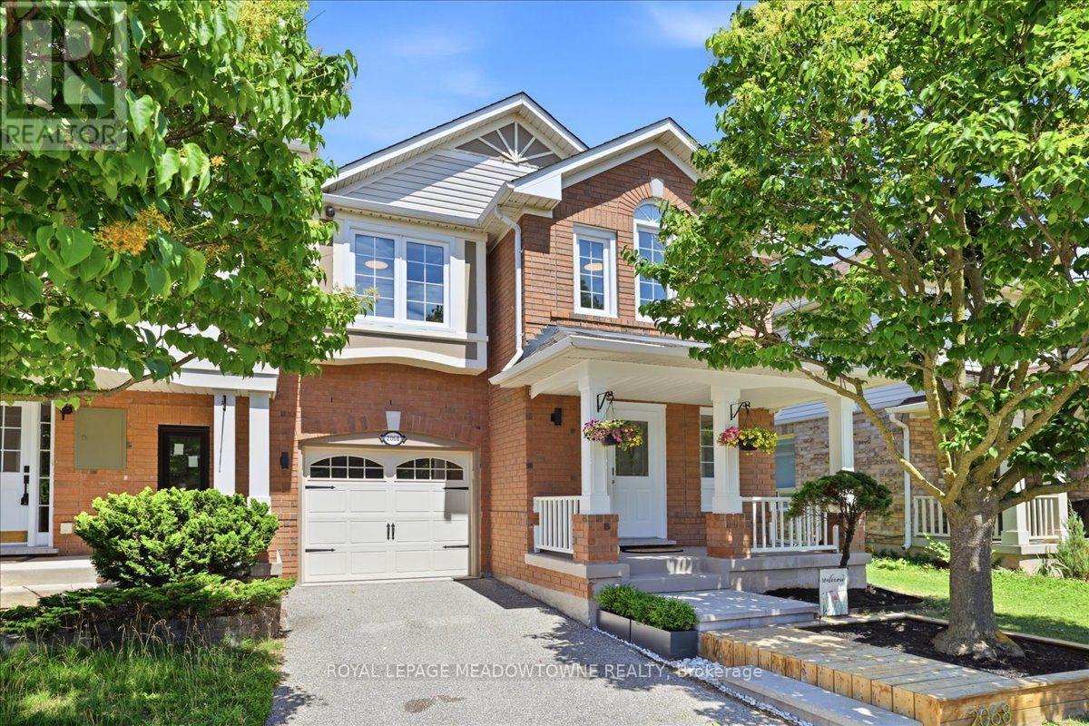 2068 Broadleaf Crescent, Burlington, ON - Outdoor With Deck Patio Veranda With Facade