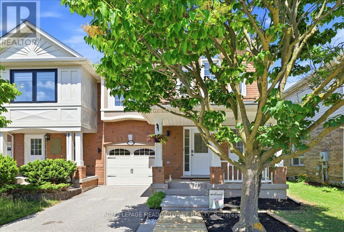 2068 Broadleaf Crescent, Burlington, ON - Outdoor With Facade