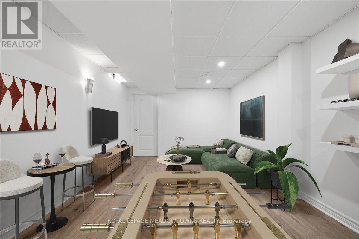 2068 Broadleaf Crescent, Burlington, ON - Indoor Photo Showing Other Room