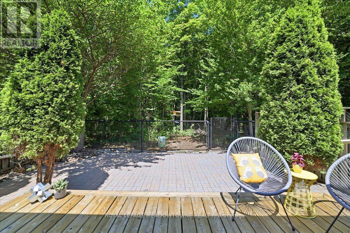 2068 Broadleaf Crescent, Burlington, ON - Outdoor With Deck Patio Veranda