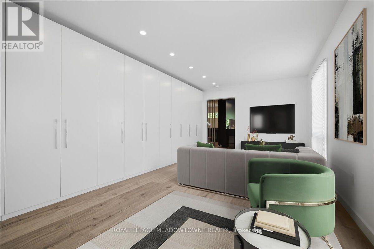 2068 Broadleaf Crescent, Burlington, ON - Indoor