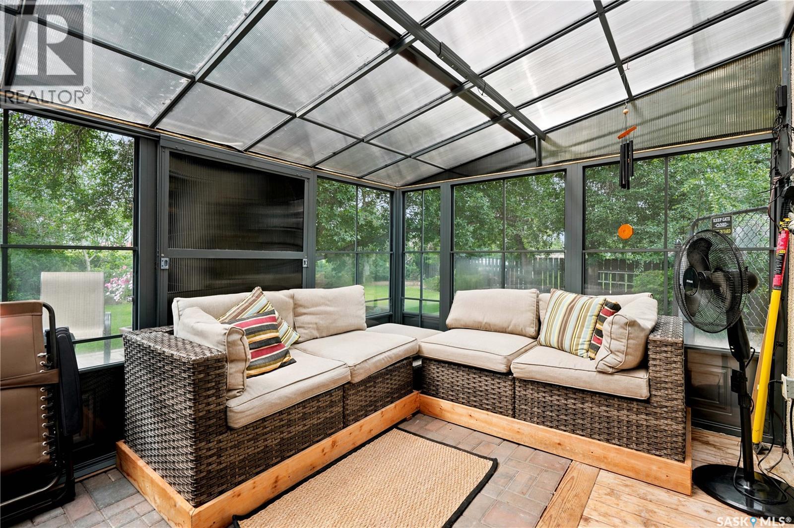 22 Wesson Bay, Regina, SK - Indoor