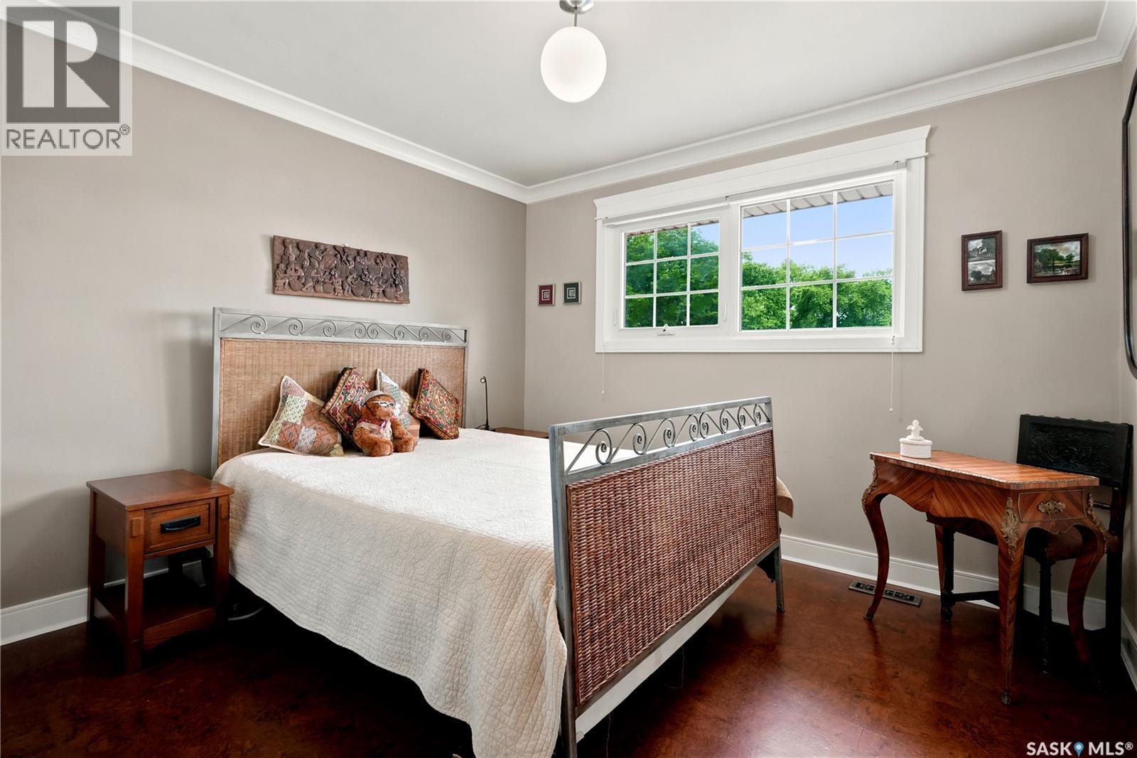 22 Wesson Bay, Regina, SK - Indoor Photo Showing Bedroom