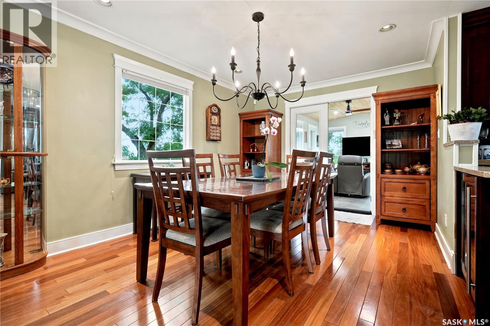 22 Wesson Bay, Regina, SK - Indoor Photo Showing Dining Room