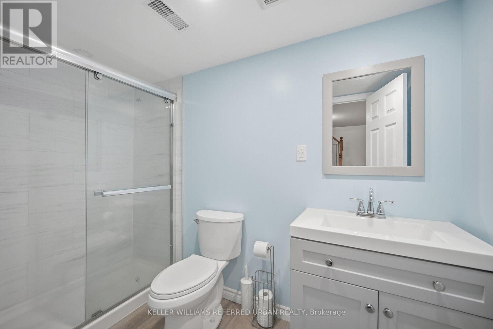 153 Mcintosh Street, Toronto, ON - Indoor Photo Showing Bathroom