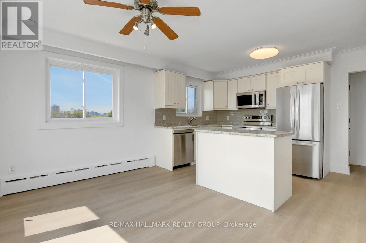269 Michel Circle, Ottawa, ON - Indoor Photo Showing Kitchen