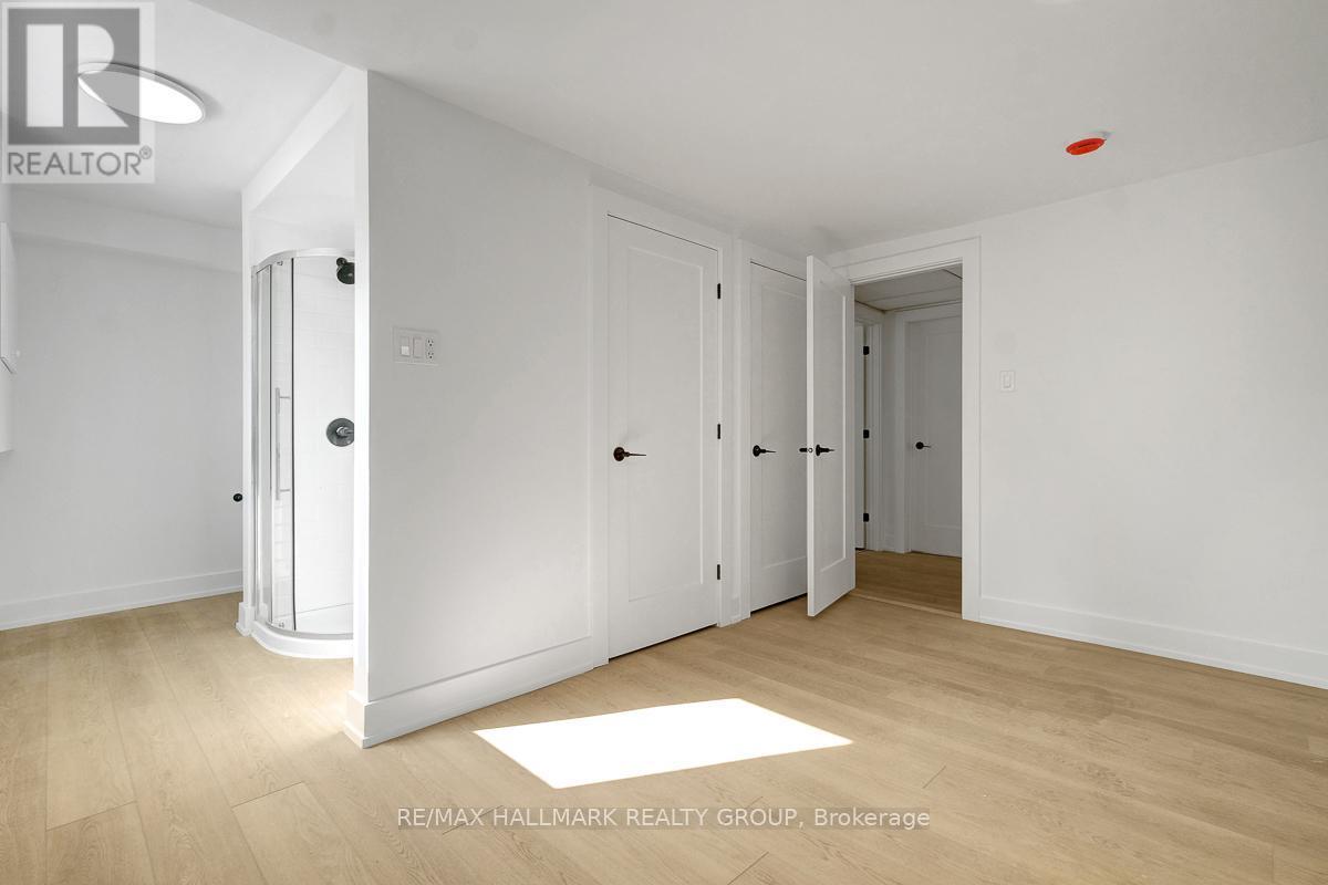 269 Michel Circle, Ottawa, ON - Indoor Photo Showing Other Room