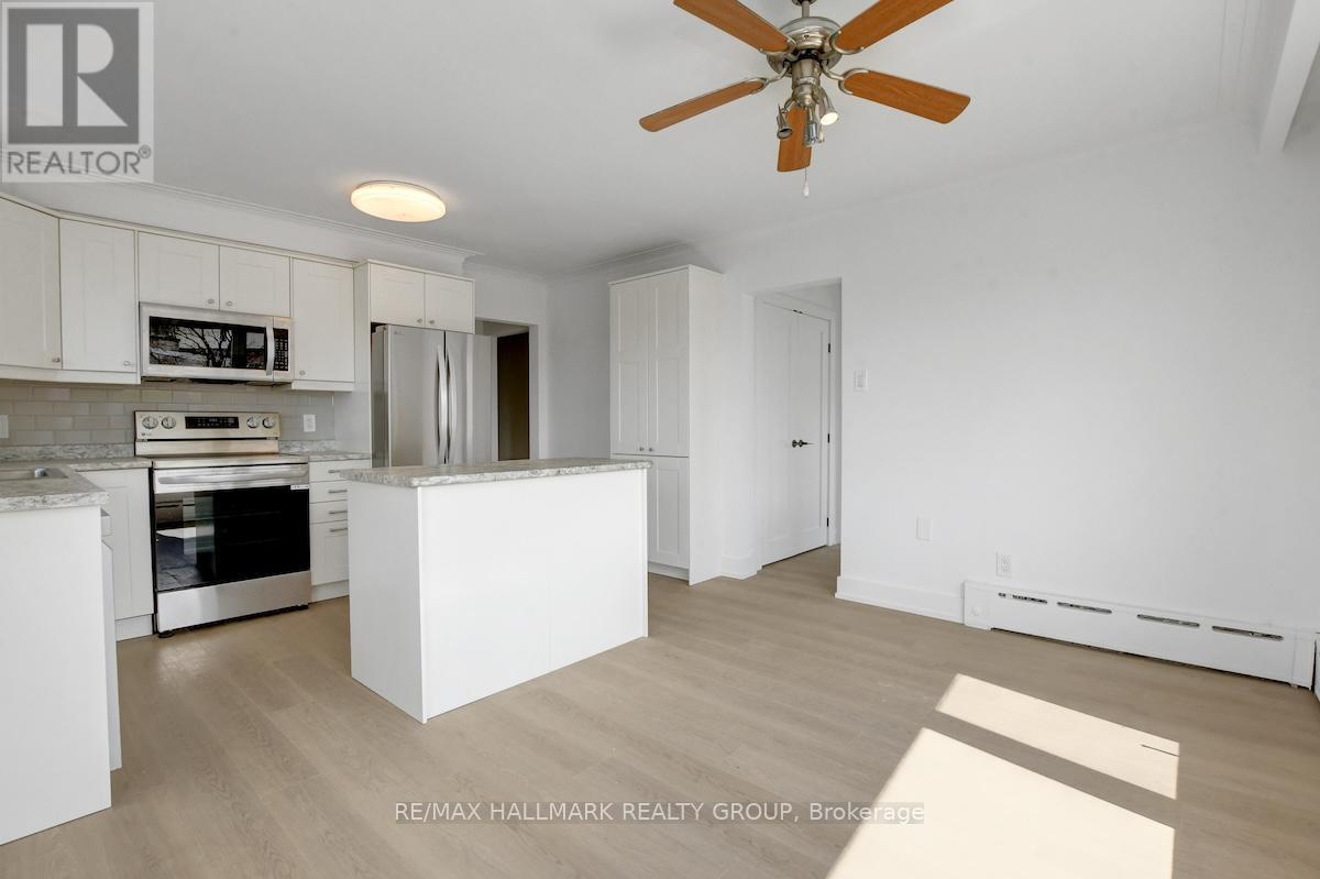 269 Michel Circle, Ottawa, ON - Indoor Photo Showing Kitchen