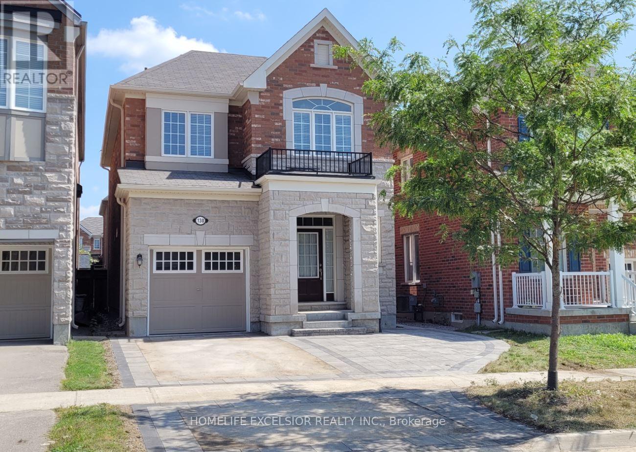 130 Major Crescent, Aurora, ON - Outdoor With Facade
