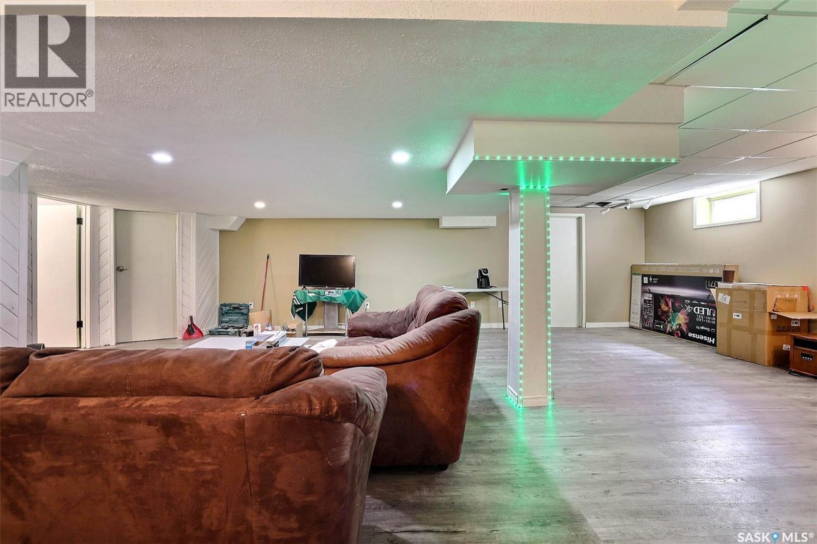 122 Edenwold Crescent, Regina, SK - Indoor Photo Showing Basement
