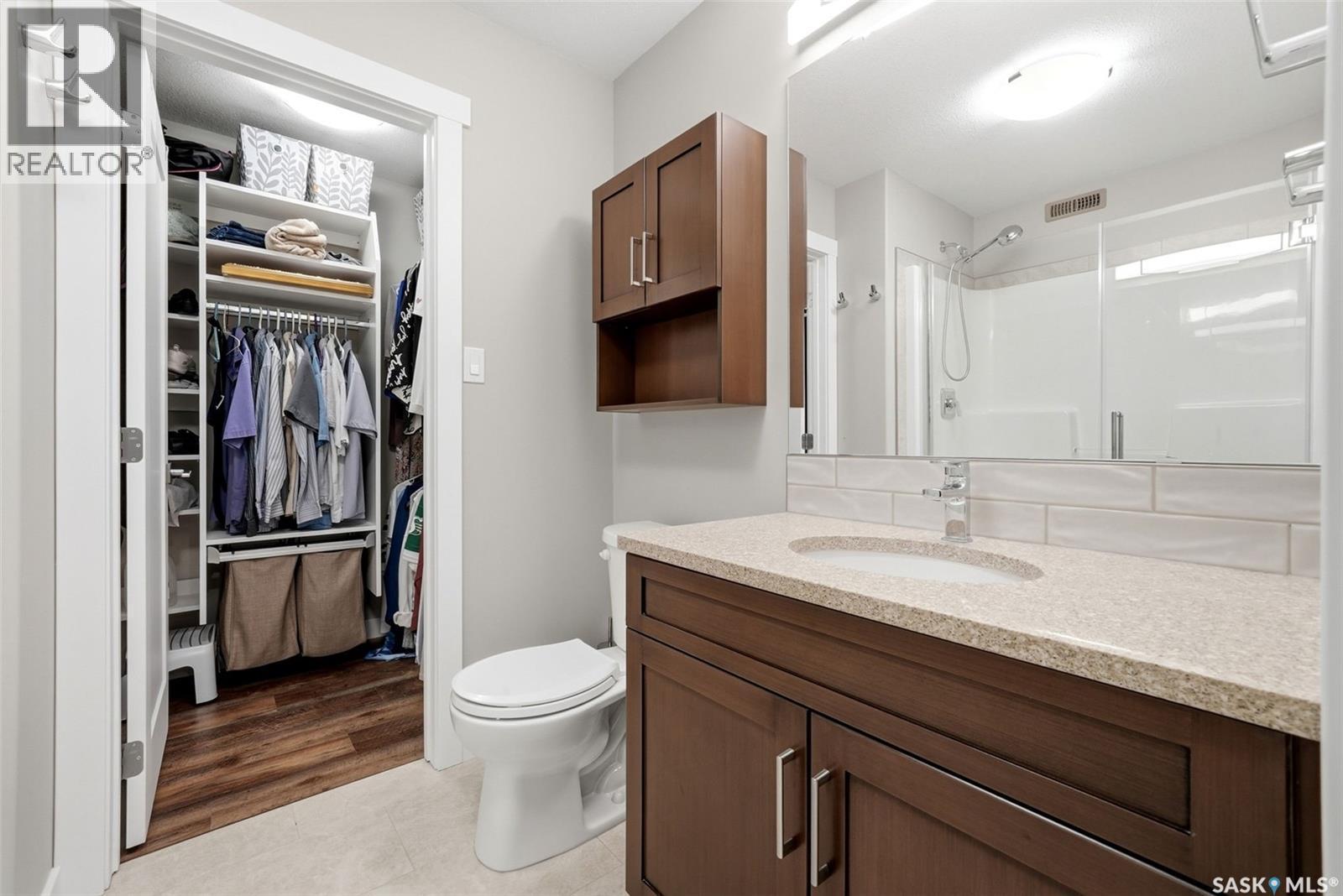 3154 Green Stone Road, Regina, SK - Indoor Photo Showing Bathroom
