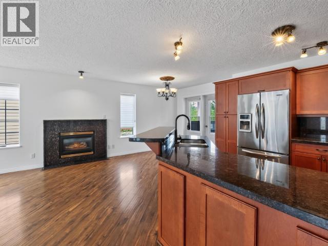 4 Ruby Lane, Whitehorse, YT - Indoor With Fireplace